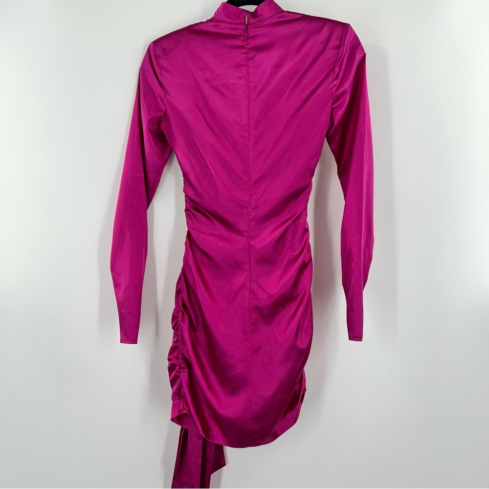 Likely NWT Khaleesi Satin Ruched Mini Dress in Magenta size 00 ASO Keke Palmer - Picture 5 of 12